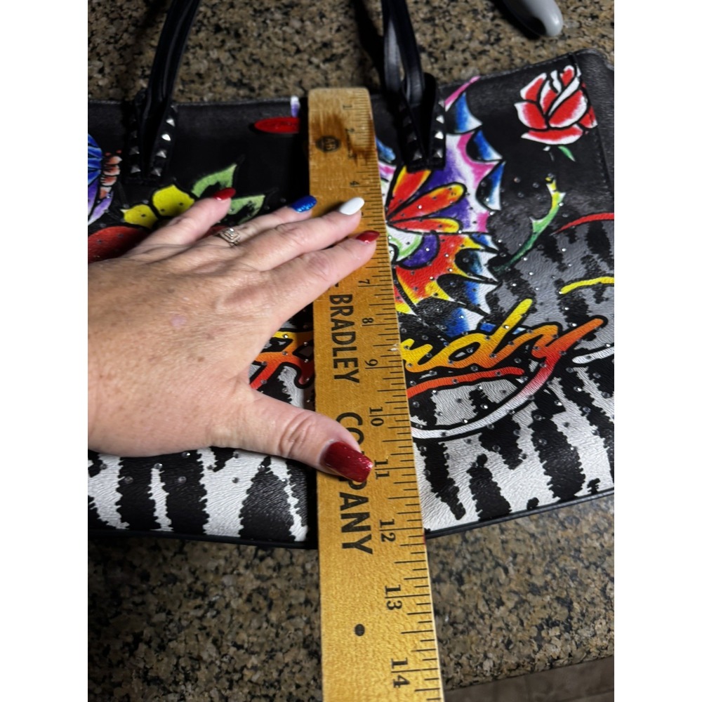 Ed Hardy Black Tote makeup bag  with Multicolor Tattoo Heart Skull Art READ PT5